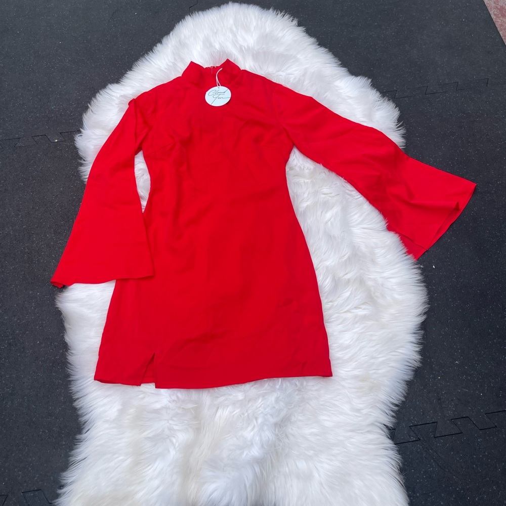 Elegant Red Long Sleeve Dress